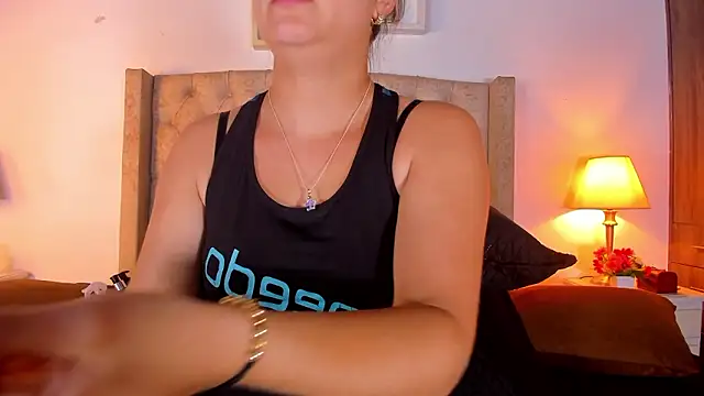 Snapshot of allisson_m chatting on 02/19/26, 12:12 allisson m online show from 02/19/26, 12:12