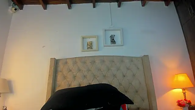Snapshot of allisson_m chatting on 02/26/26, 12:04 allisson m online show from 02/26/26, 12:04