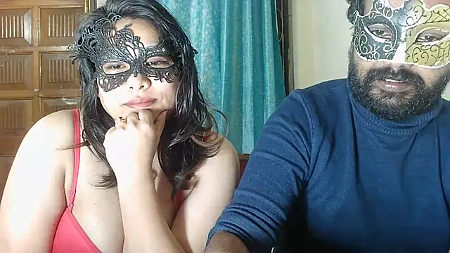 Cutehornycouples online show from 09/23/25, 05:49