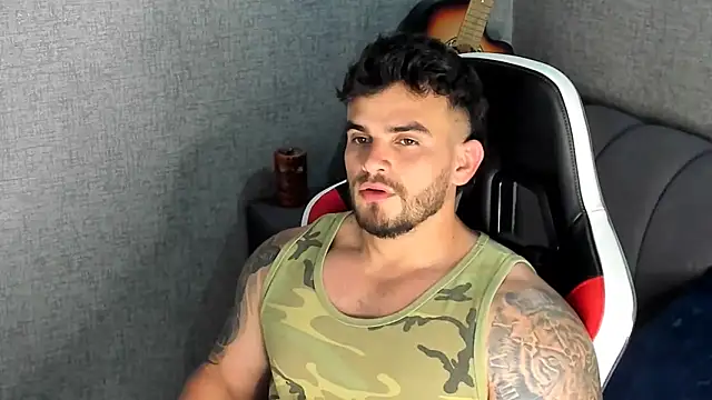 Ricardogo19 online show from 09/22/25, 04:42