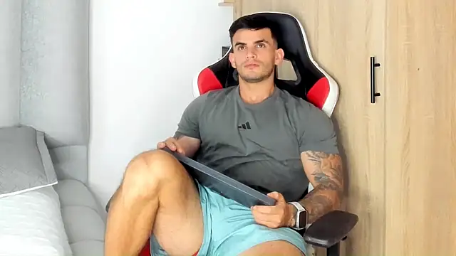 Ricardogo19 online show from 05/23/26, 06:56
