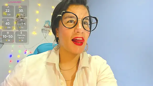 Cristina Vanegas631 online show from 12/28/24, 12:13