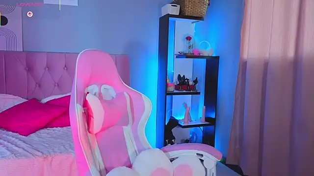 LoaLuxury online show from 10/24/25, 05:31