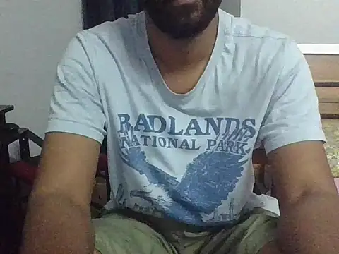 Snapshot of IndianEurope chatting on 09/24/25, 02:09 IndianEurope online show from 09/24/25, 02:09