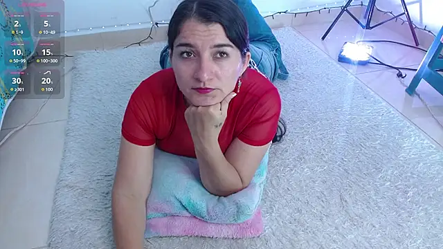 Emelyross  online show from 06/09/26, 08:31