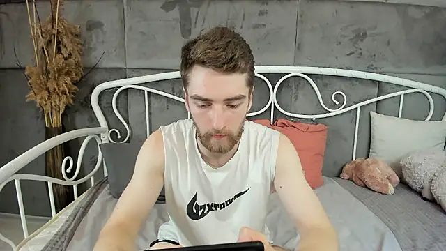 DexterDexx online show from 12/01/24, 11:25