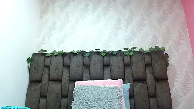JuanitaDelMar online show from 01/21/25, 07:17