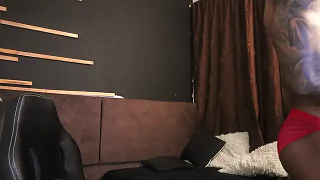 Logan Varela online show from 01/13/25, 12:09