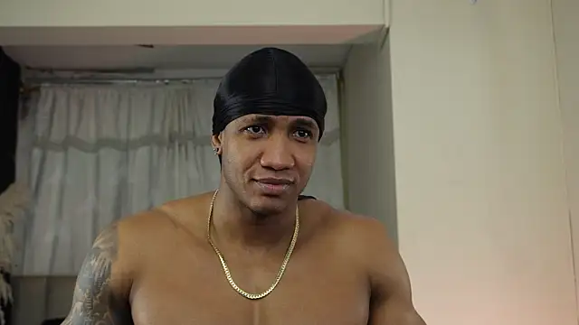 Logan Varela online show from 10/05/25, 11:35