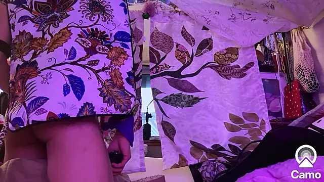 Snapshot of gurlnips chatting on 02/12/25, 01:30 gurlnips online show from 02/12/25, 01:30