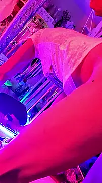 Snapshot of gurlnips chatting on 09/11/25, 09:59 gurlnips online show from 09/11/25, 09:59