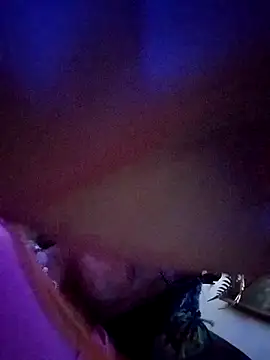 Snapshot of gurlnips chatting on 09/25/25, 08:56 gurlnips online show from 09/25/25, 08:56