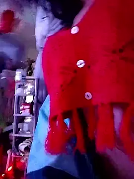 Snapshot of gurlnips chatting on 10/20/25, 07:25 gurlnips online show from 10/20/25, 07:25