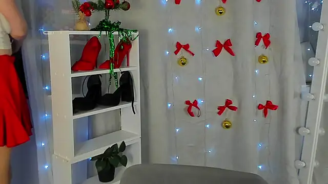 Rebecca Kelly online show from 12/10/24, 09:54