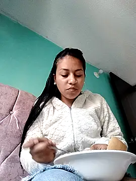Tiphanydirty3 online show from 02/06/25, 06:56