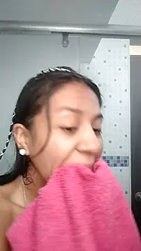 Tiphanydirty3 online show from 10/22/25, 04:18