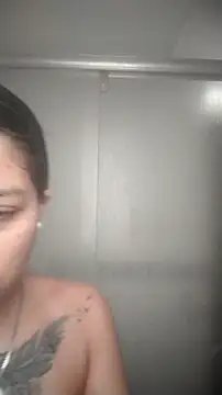 Snapshot of Tiphanydirty3 chatting on 11/21/25, 06:28 Tiphanydirty3 online show from 11/21/25, 06:28