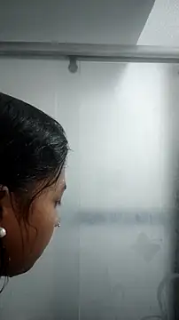 Snapshot of Tiphanydirty3 chatting on 11/24/25, 08:30 Tiphanydirty3 online show from 11/24/25, 08:30