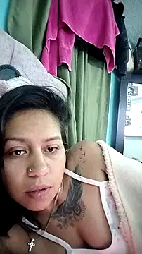 Snapshot of Tiphanydirty3 chatting on 11/29/25, 06:49 Tiphanydirty3 online show from 11/29/25, 06:49