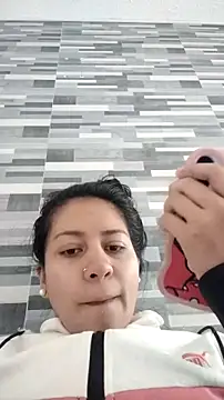 Snapshot of Tiphanydirty3 chatting on 12/05/25, 04:58 Tiphanydirty3 online show from 12/05/25, 04:58