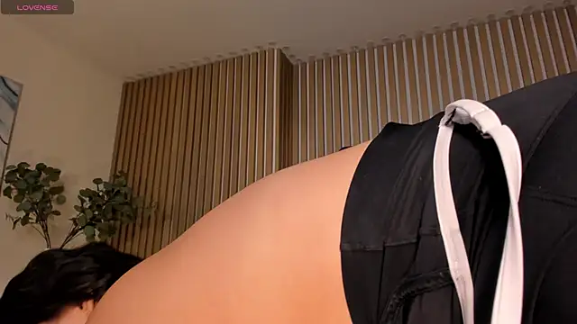 CelestePalmer  online show from 11/04/25, 10:14