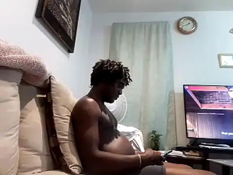 Hugedick0071 online show from 07/01/26, 05:42