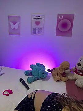 Snapshot of Ashley_D chatting on 03/22/25, 01:32 Ashley D online show from 03/22/25, 01:32