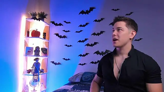 Snapshot of Alan_hadid1 chatting on 10/18/25, 09:59 Alan hadid1 online show from 10/18/25, 09:59