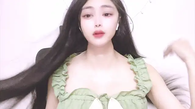 ---MIA--- online show from 09/23/25, 02:31