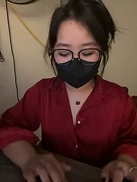 Snapshot of Jenni_nana chatting on 12/18/24, 05:37 Jenni nana online show from 12/18/24, 05:37