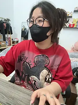 Snapshot of Jenni_nana chatting on 03/19/25, 10:00 Jenni nana online show from 03/19/25, 10:00