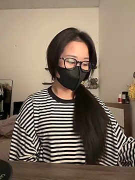 Snapshot of Jenni_nana chatting on 09/15/25, 04:18 Jenni nana online show from 09/15/25, 04:18