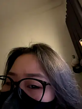 Snapshot of Jenni_nana chatting on 12/21/25, 04:25 Jenni nana online show from 12/21/25, 04:25