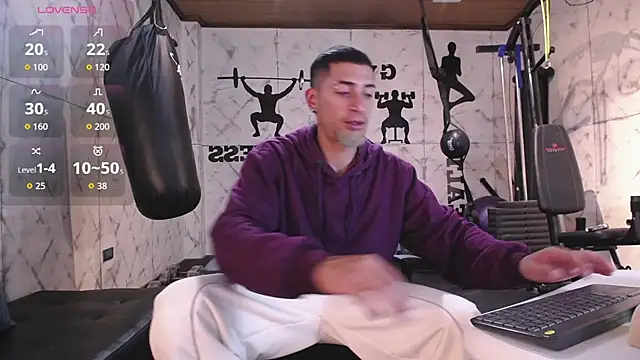 DrakeNeumann online show from 09/28/25, 03:56