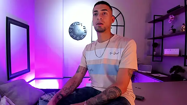 DrakeNeumann online show from 11/27/25, 03:41