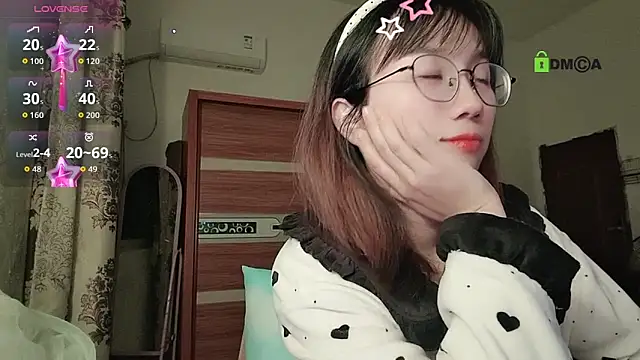 Lili 666 online show from 11/19/25, 05:13