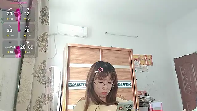 Lili 666 online show from 06/11/26, 02:33