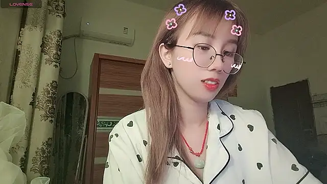 Lili 666 online show from 06/29/26, 04:18