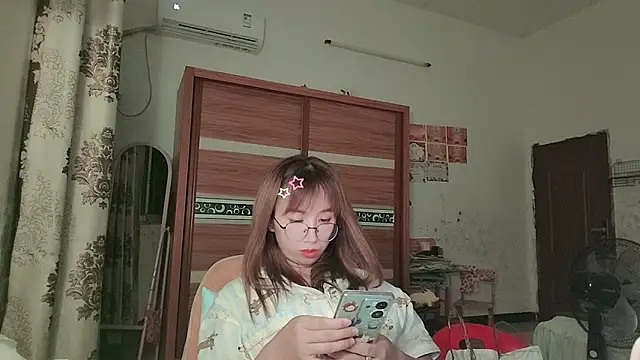 Lili 666 online show from 07/12/26, 05:26