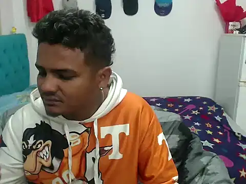 Boycuriousxxx online show from 02/15/25, 10:22