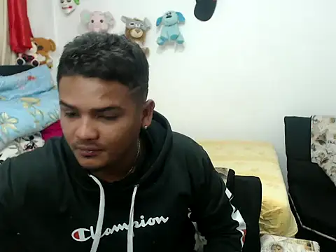 Boycuriousxxx online show from 03/13/25, 10:36