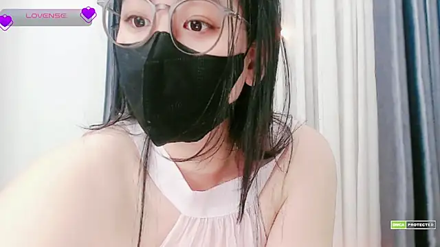 Snapshot of Na_baby chatting on 11/18/25, 03:49 Na baby online show from 11/18/25, 03:49