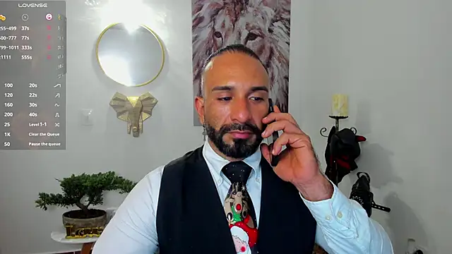 Snapshot of mr_maik chatting on 12/12/24, 02:22 mr maik online show from 12/12/24, 02:22