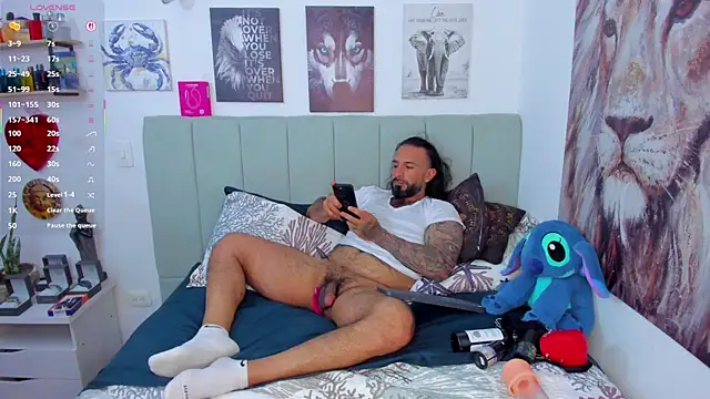 Snapshot of mr_maik chatting on 11/26/25, 07:20 mr maik online show from 11/26/25, 07:20