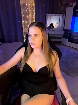 Lexi noah online show from 12/01/25, 09:09