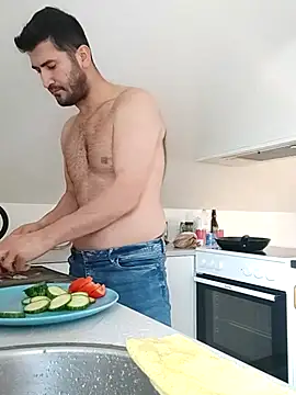 Snapshot of Analcholic chatting on 10/19/25, 11:44 Analcholic online show from 10/19/25, 11:44