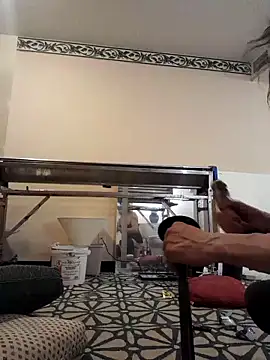 Snapshot of Putitaa1993 chatting on 03/13/25, 07:53 Putitaa1993 online show from 03/13/25, 07:53