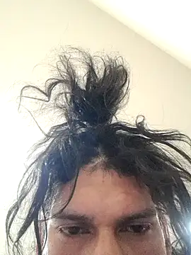 Snapshot of Putitaa1993 chatting on 11/08/25, 07:08 Putitaa1993 online show from 11/08/25, 07:08