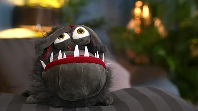 Snapshot of _keeti_ chatting on 10/18/25, 07:03  keeti  online show from 10/18/25, 07:03