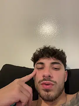 here4pussyy online show from 06/13/26, 12:30